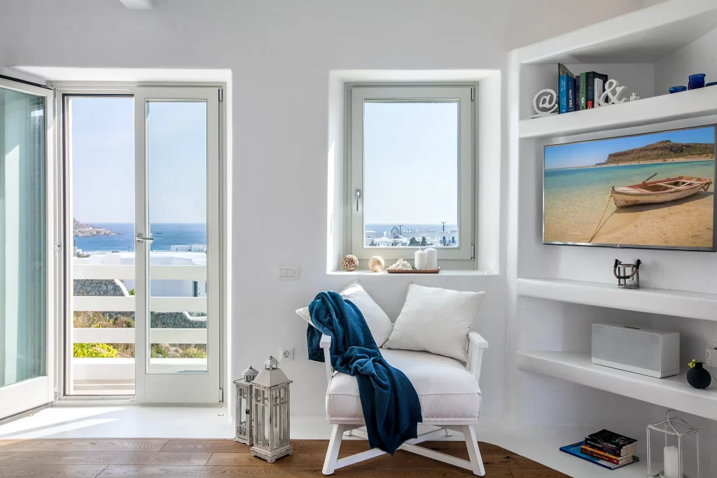 Camera set up for HDR real estate photos